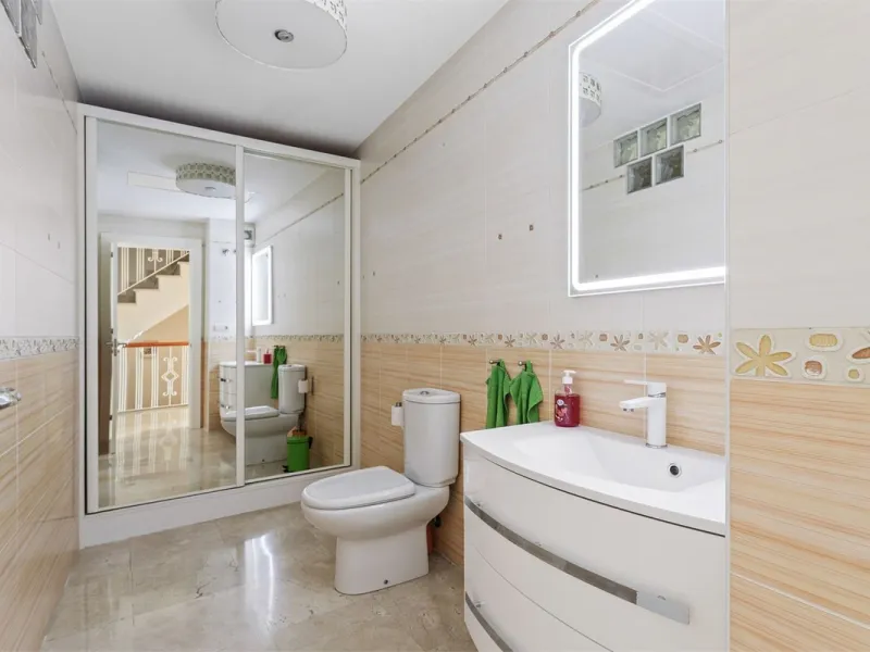 Magnificent renovated townhouse in Arroyo de la Miel, Benalmádena.