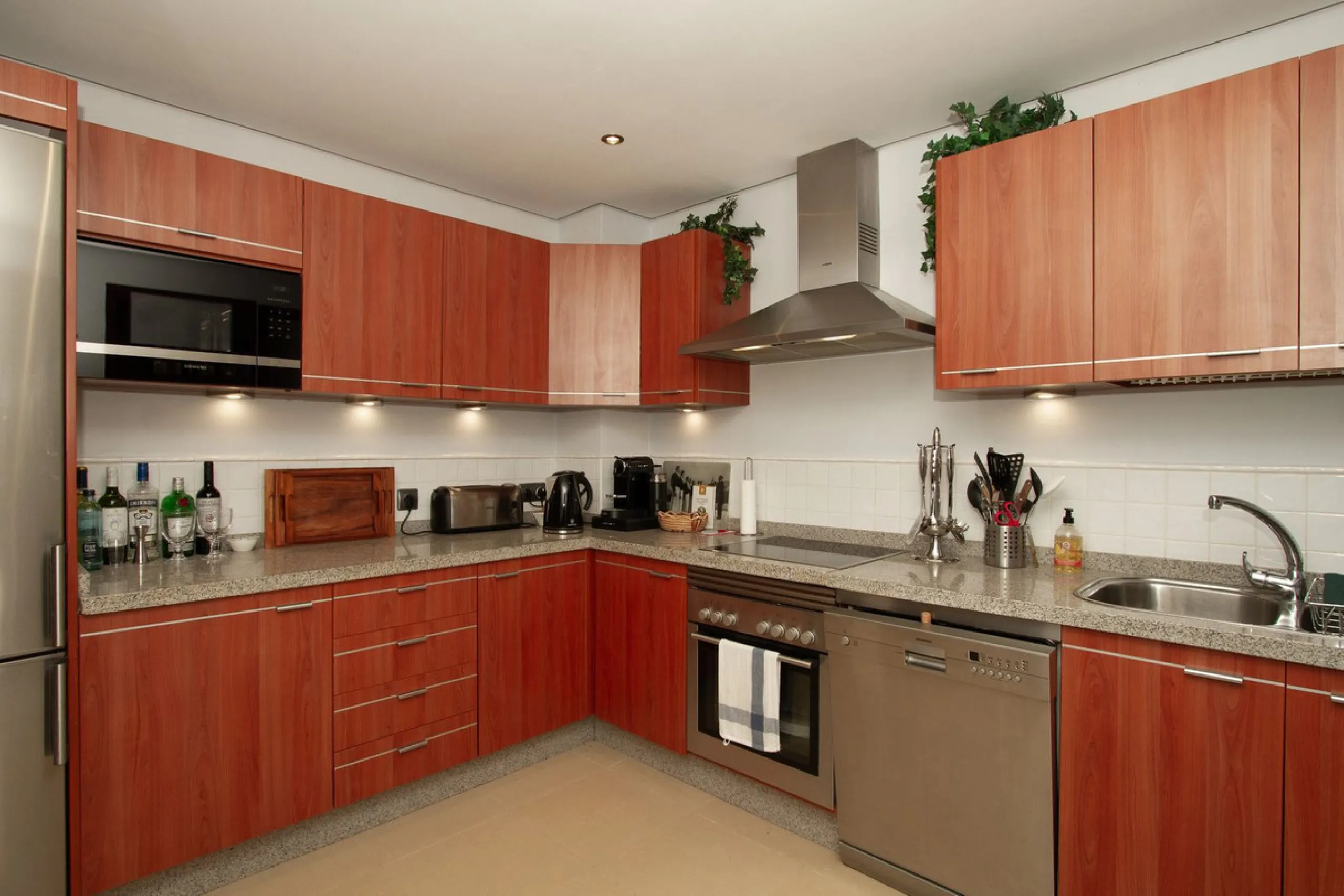 Immaculate three bedroom duplex penthouse with the most outstanding panoramic views to sea and mountains..
