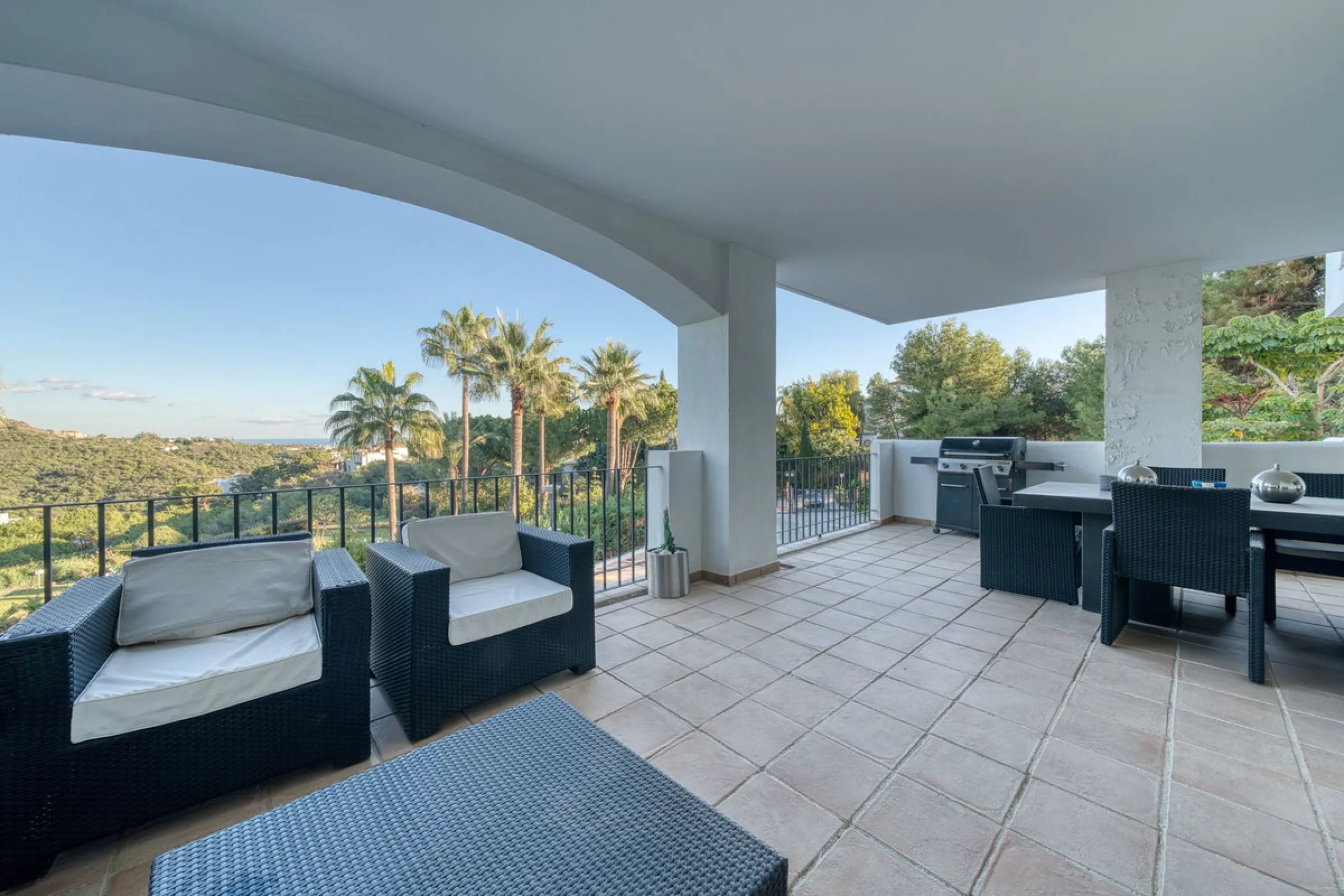 Expansive Mountain and Sea View Apartment Near Golf Valley | Marbella