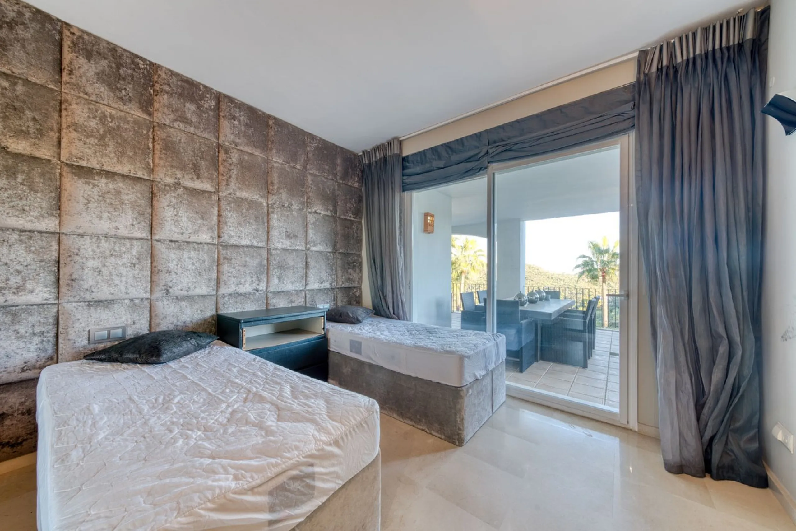 Expansive Mountain and Sea View Apartment Near Golf Valley | Marbella