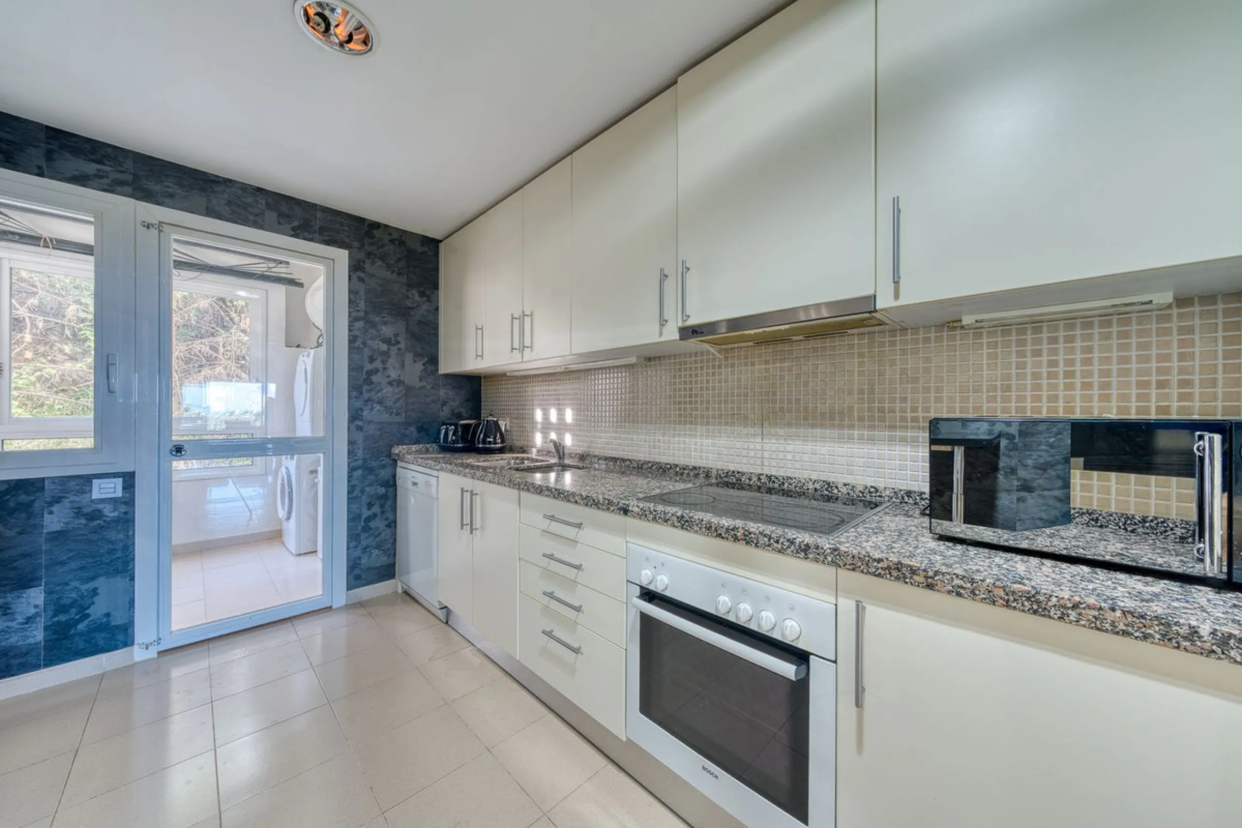 Expansive Mountain and Sea View Apartment Near Golf Valley | Marbella