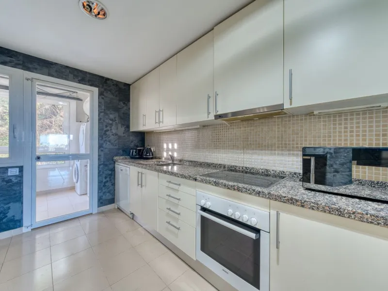 Expansive Mountain and Sea View Apartment Near Golf Valley | Marbella