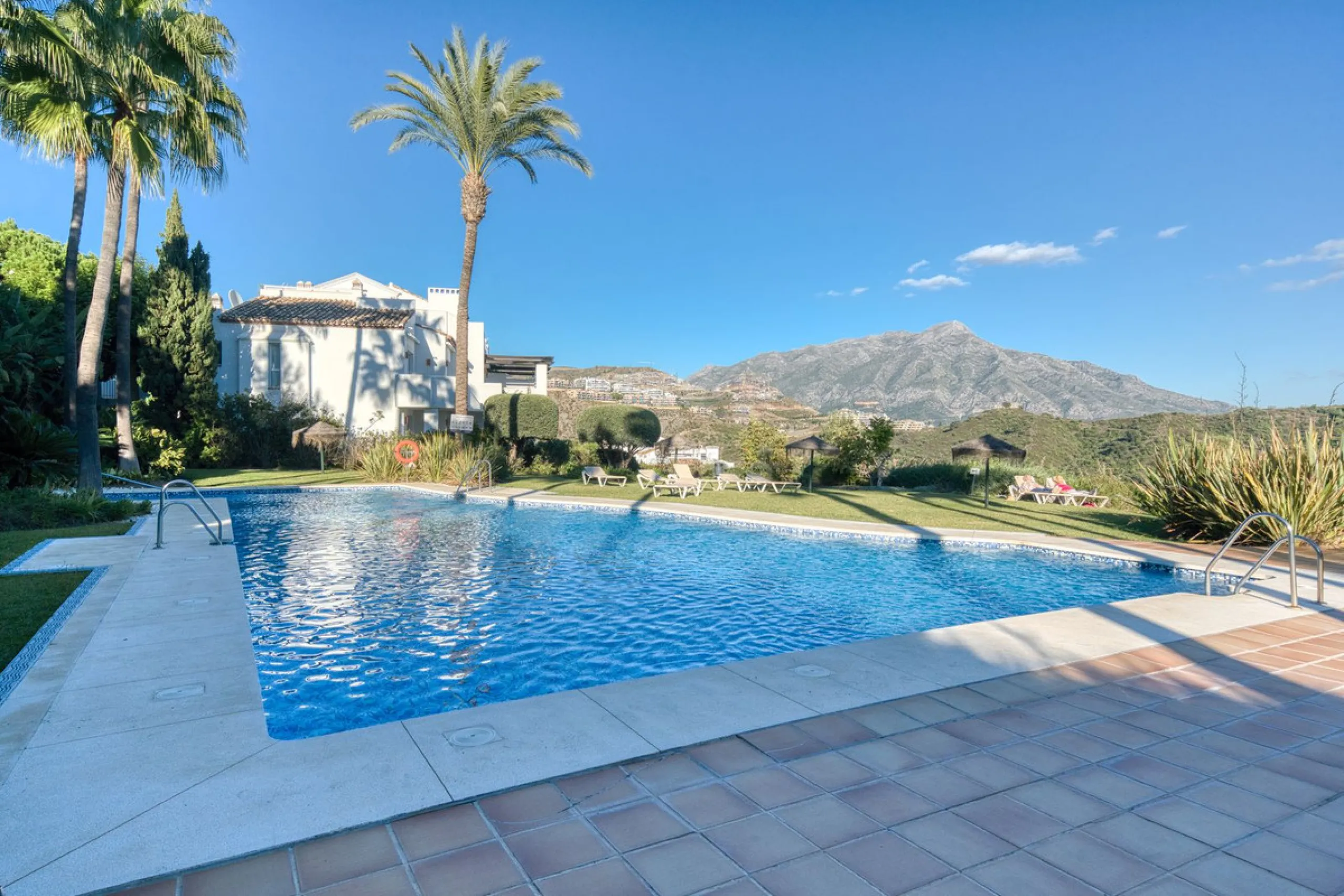 Expansive Mountain and Sea View Apartment Near Golf Valley | Marbella