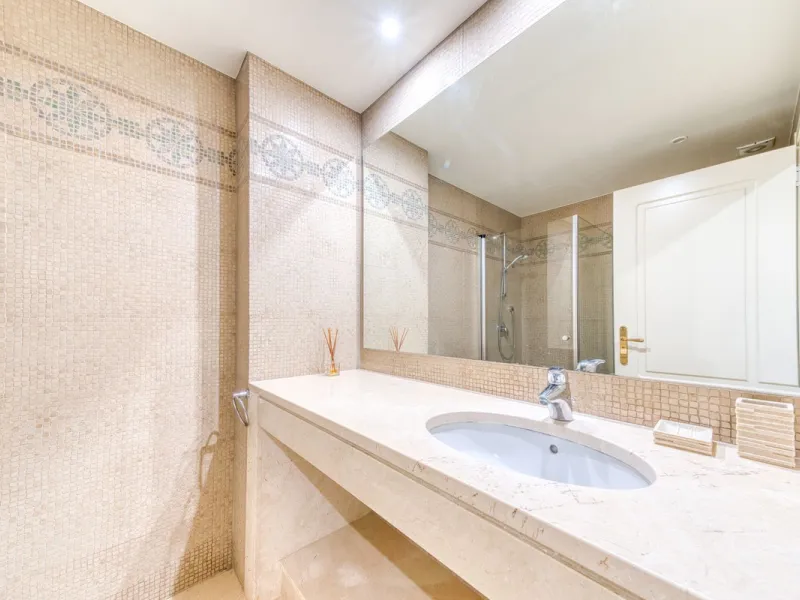 Expansive Mountain and Sea View Apartment Near Golf Valley | Marbella