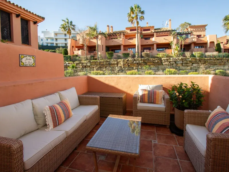 Immaculate three bedroom duplex penthouse with the most outstanding panoramic views to sea and mountains..