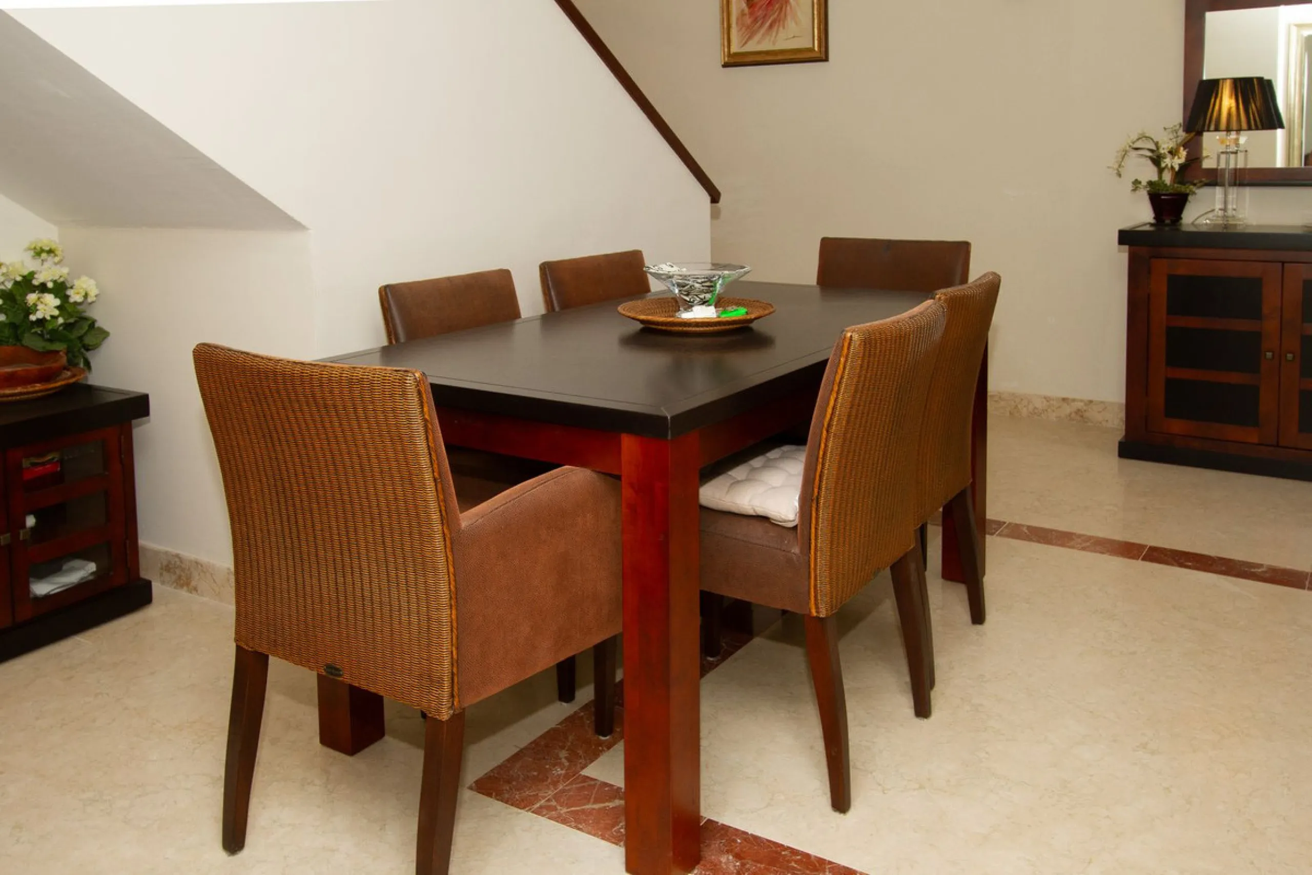 Immaculate three bedroom duplex penthouse with the most outstanding panoramic views to sea and mountains..