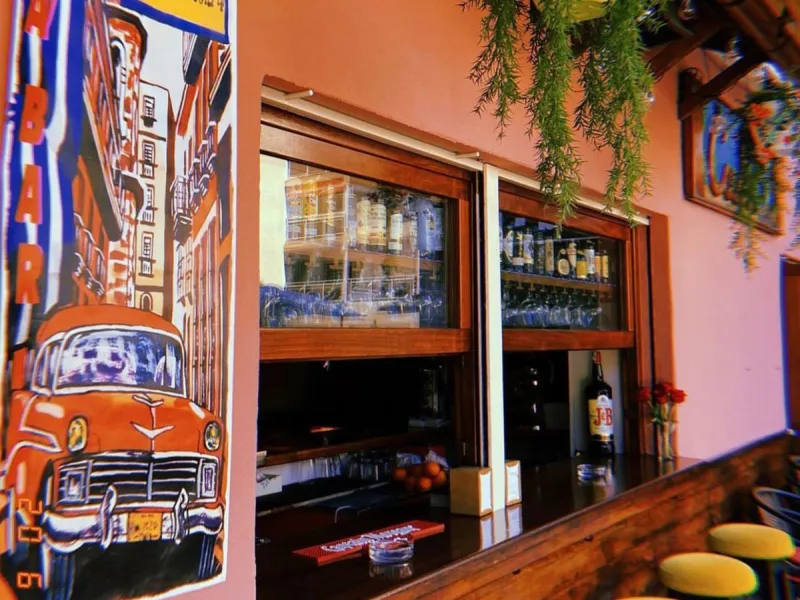 UNIQUE OPPORTUNITY – BAR WITH MUSIC LICENSE IN MARBELLA, JUST 200 METRES FROM THE BEACH!