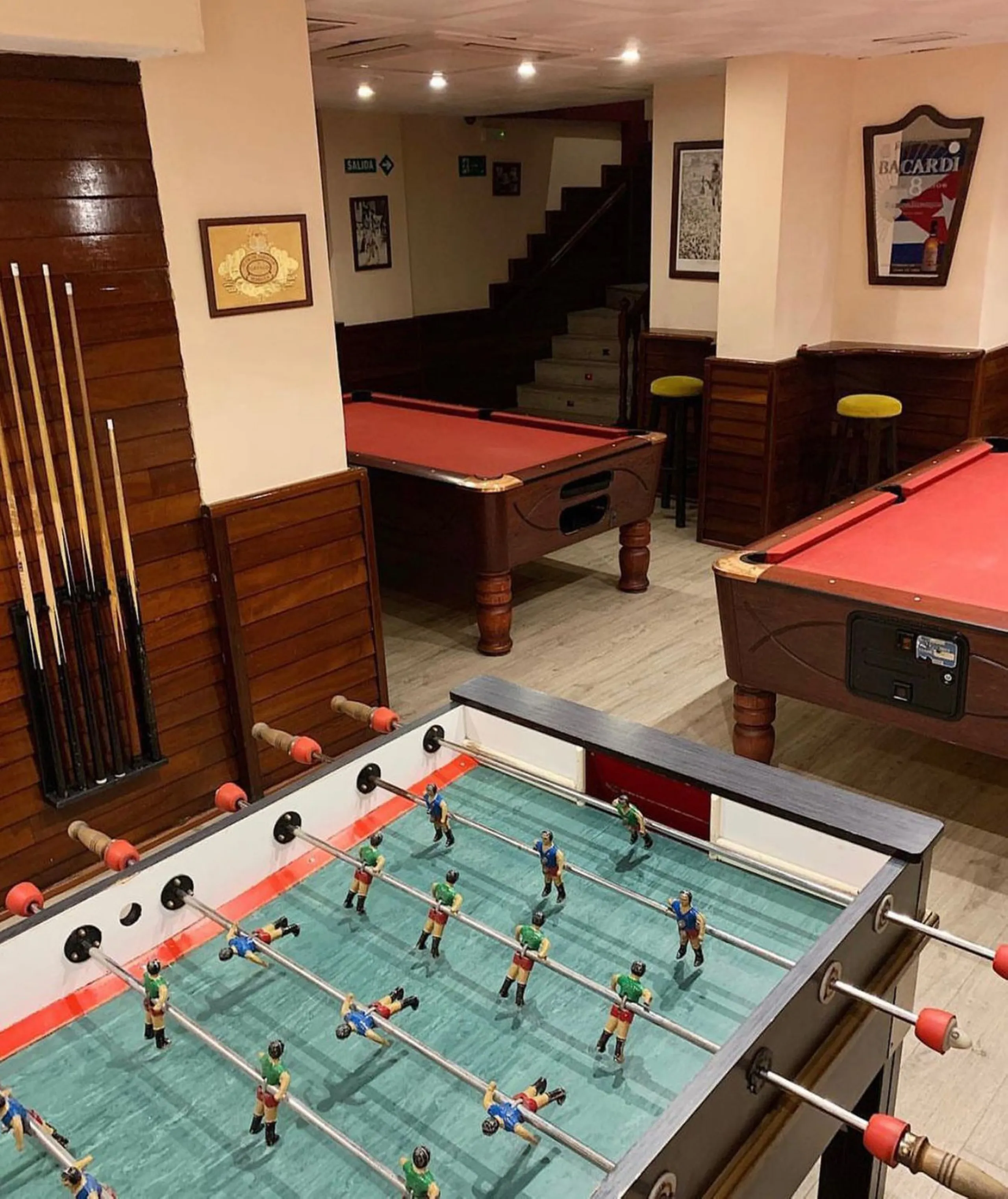 UNIQUE OPPORTUNITY – BAR WITH MUSIC LICENSE IN MARBELLA, JUST 200 METRES FROM THE BEACH!