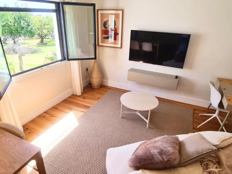 For sale is a charming, fully renovated townhouse in 2024, located in a quiet Andalusian-style village development in Marbella. This property, perfect for a small family, vacation rental, or long-term lease, features a living room with sea and garden view