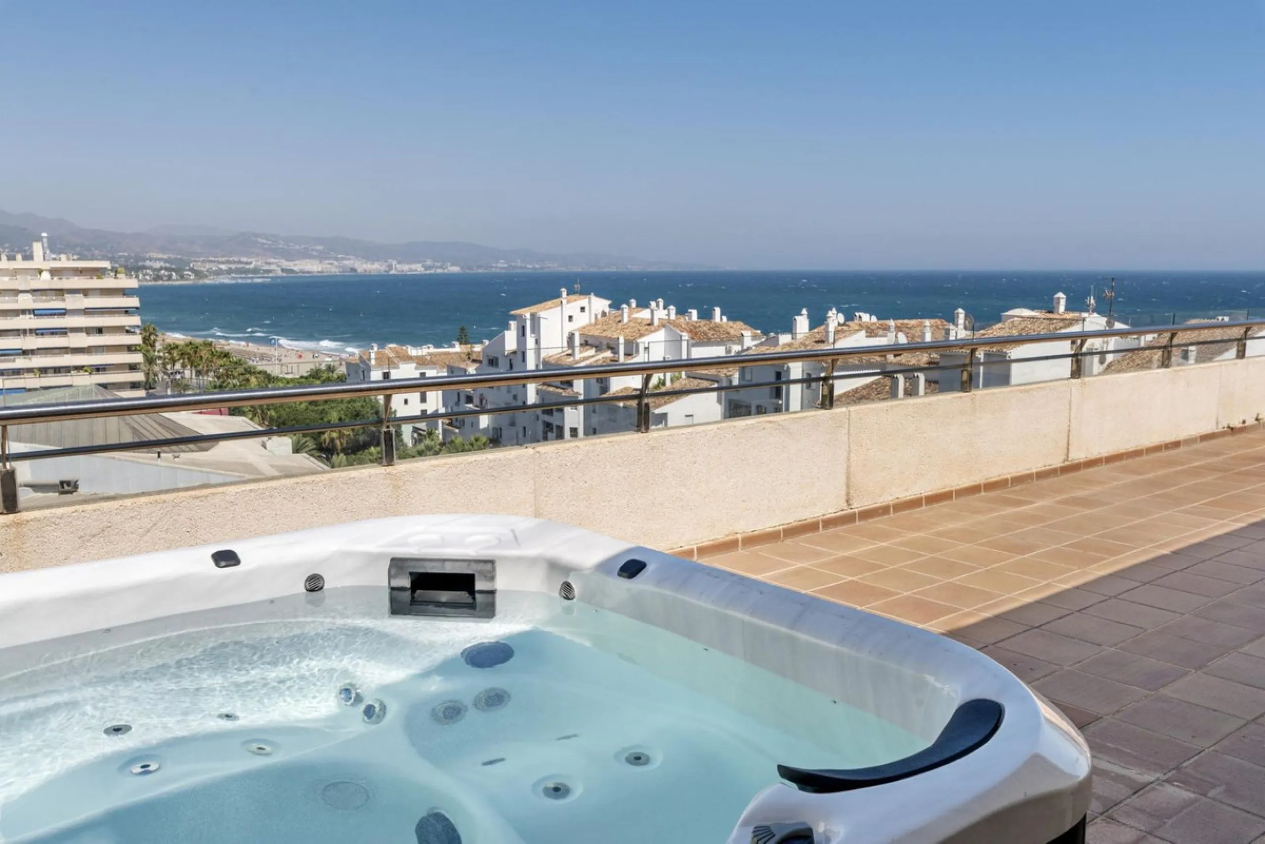 !Discover one of a kind exquisite Penthouse!,