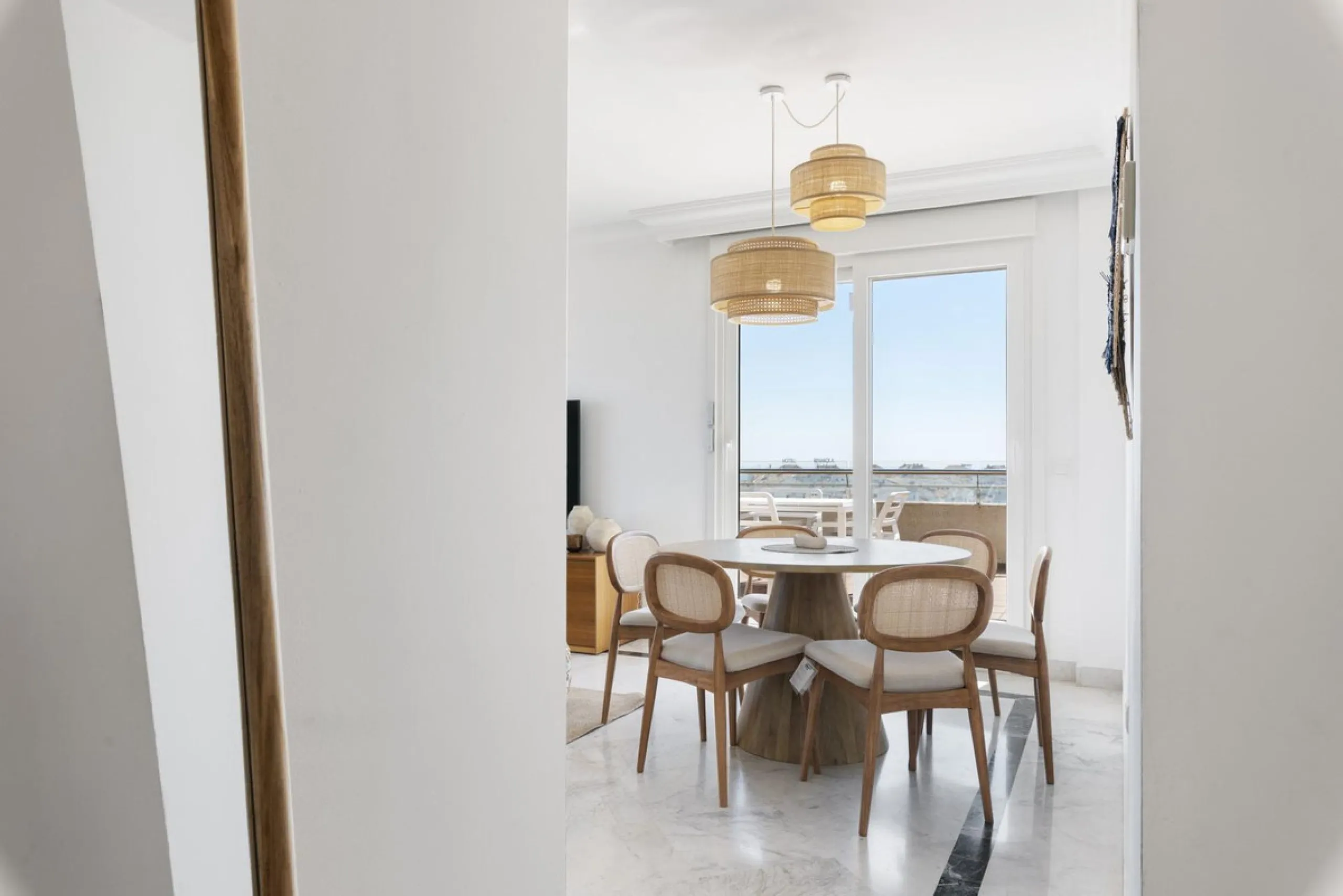 !Discover one of a kind exquisite Penthouse!,