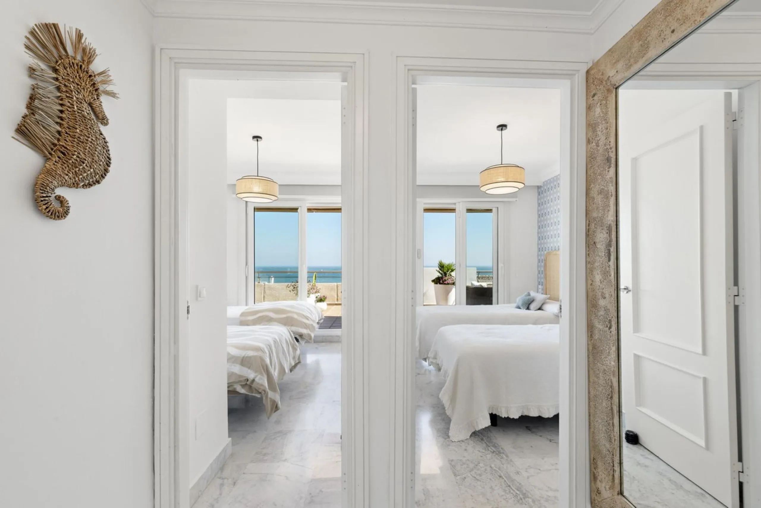 !Discover one of a kind exquisite Penthouse!,