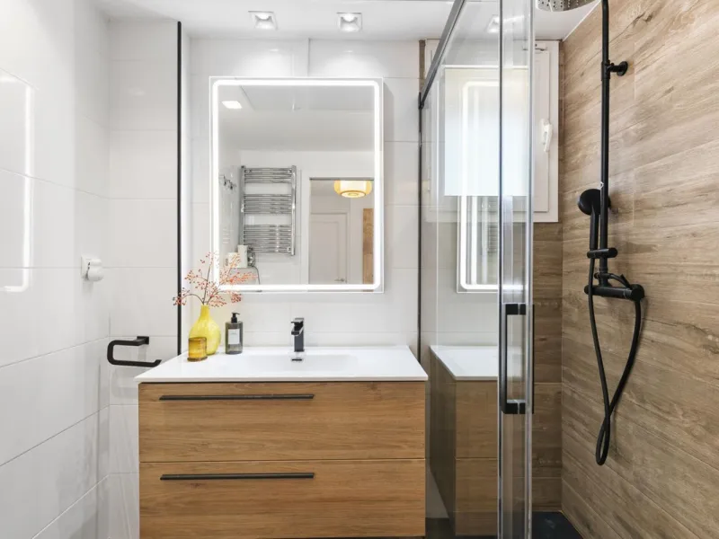 !Discover one of a kind exquisite Penthouse!,