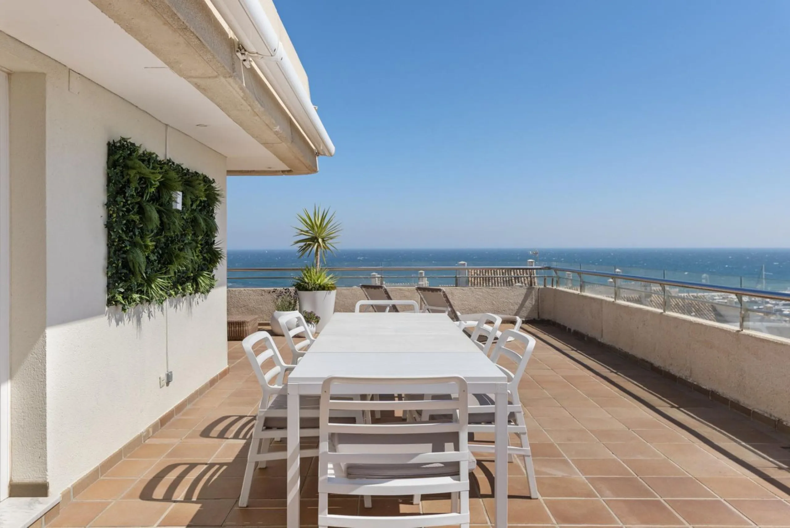 !Discover one of a kind exquisite Penthouse!,