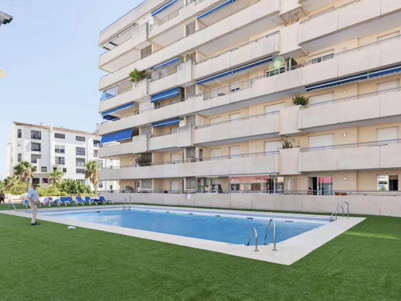 !Discover one of a kind exquisite Penthouse!,