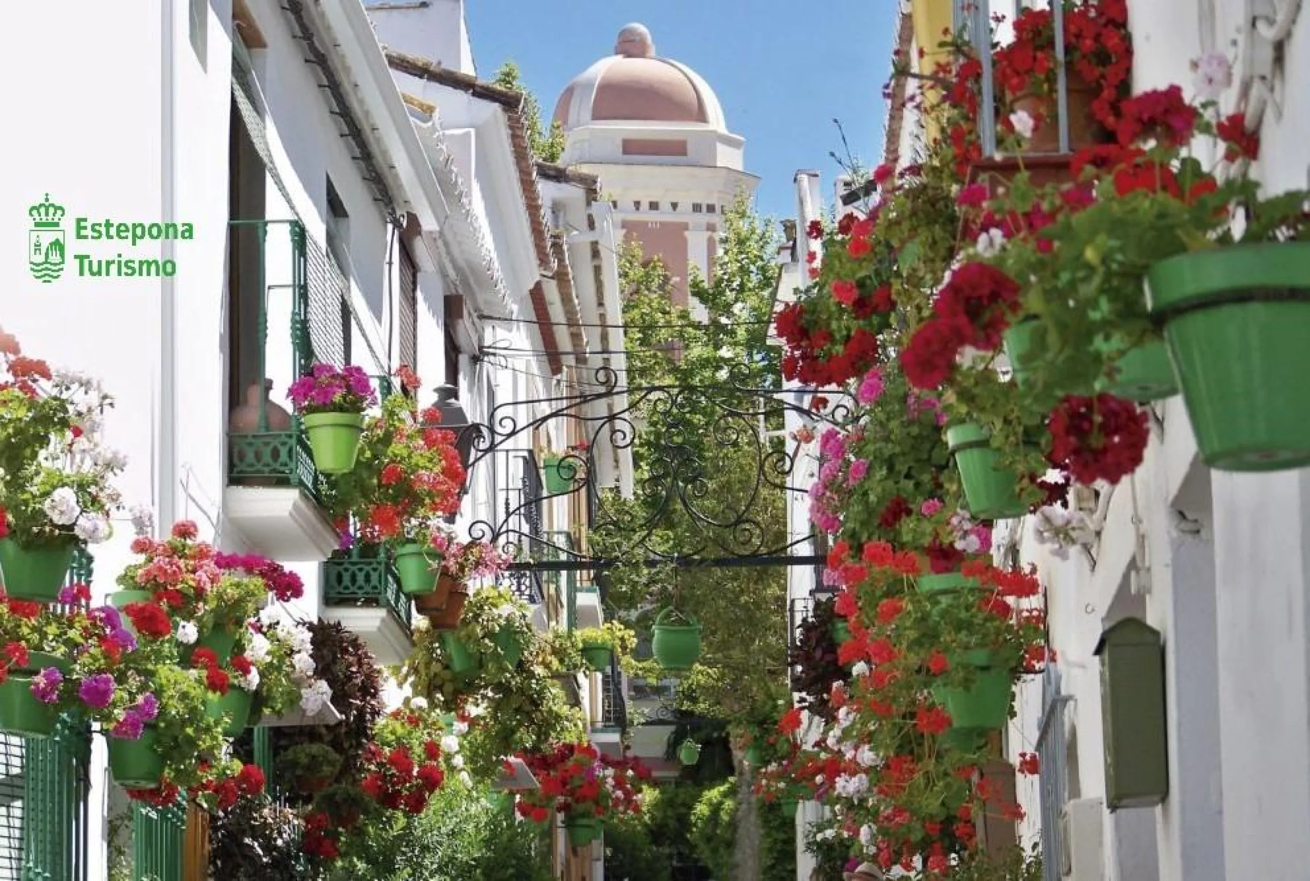 New Build Apartments in Estepona: Luxury and Comfort on the Costa del Sol& & Exclusive homes just a few metres from the sea& Discover this exclusive residential complex in the heart of Estepona, a unique opportunity to enjoy the vibrant coastal l