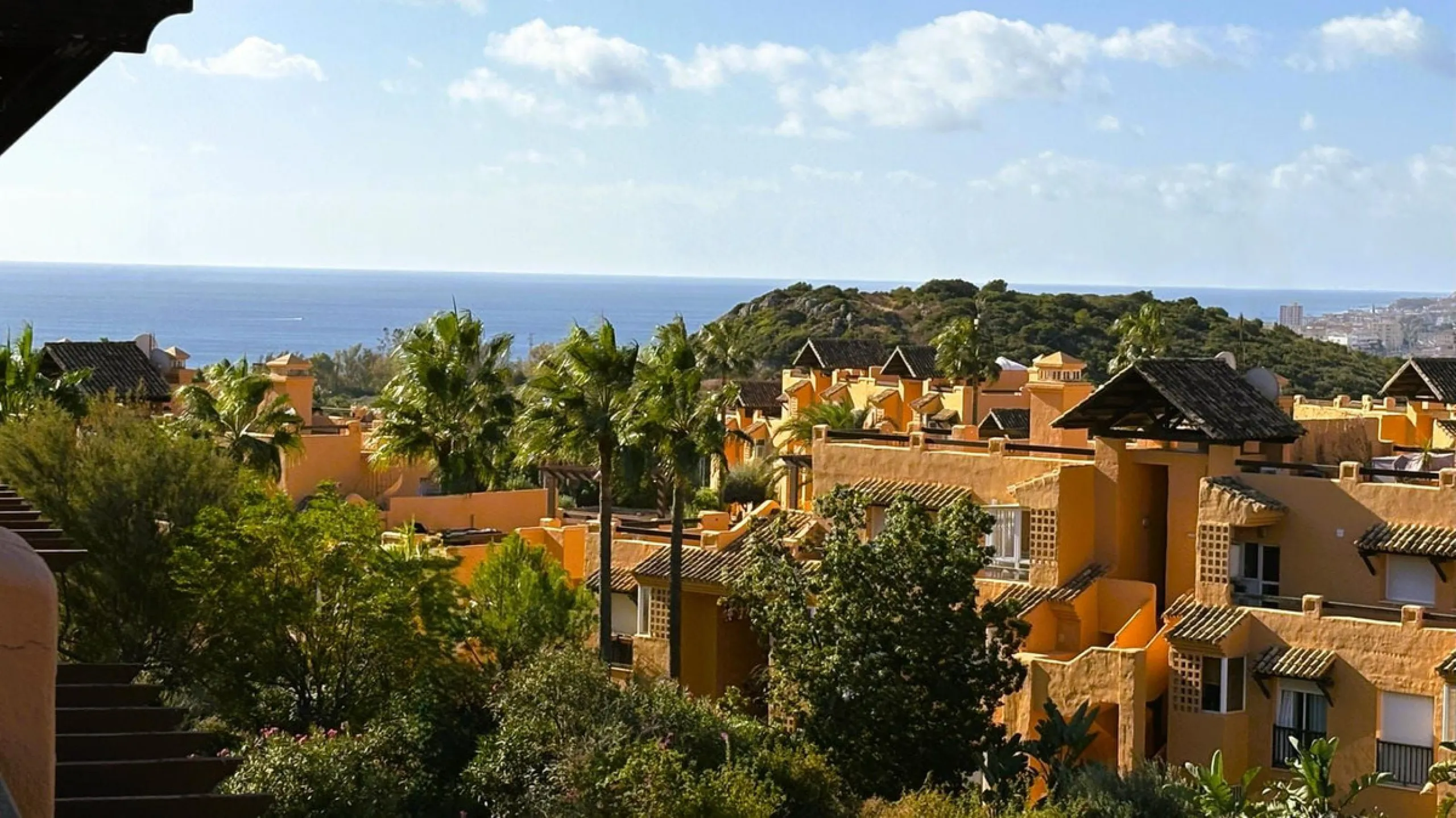 Apartment - Penthouse в продаже в Casares, Málaga. В доме 3 спален и 2 ванных комнат. Площадь дома 107 м²