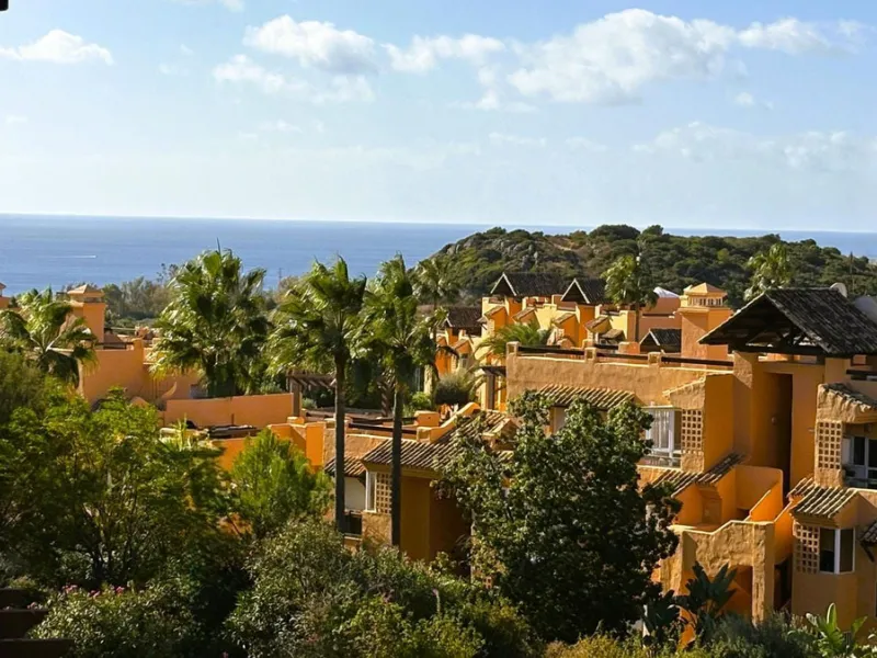 Apartment - Penthouse в продаже в Casares, Málaga. В доме 3 спален и 2 ванных комнат. Площадь дома 107 м²
