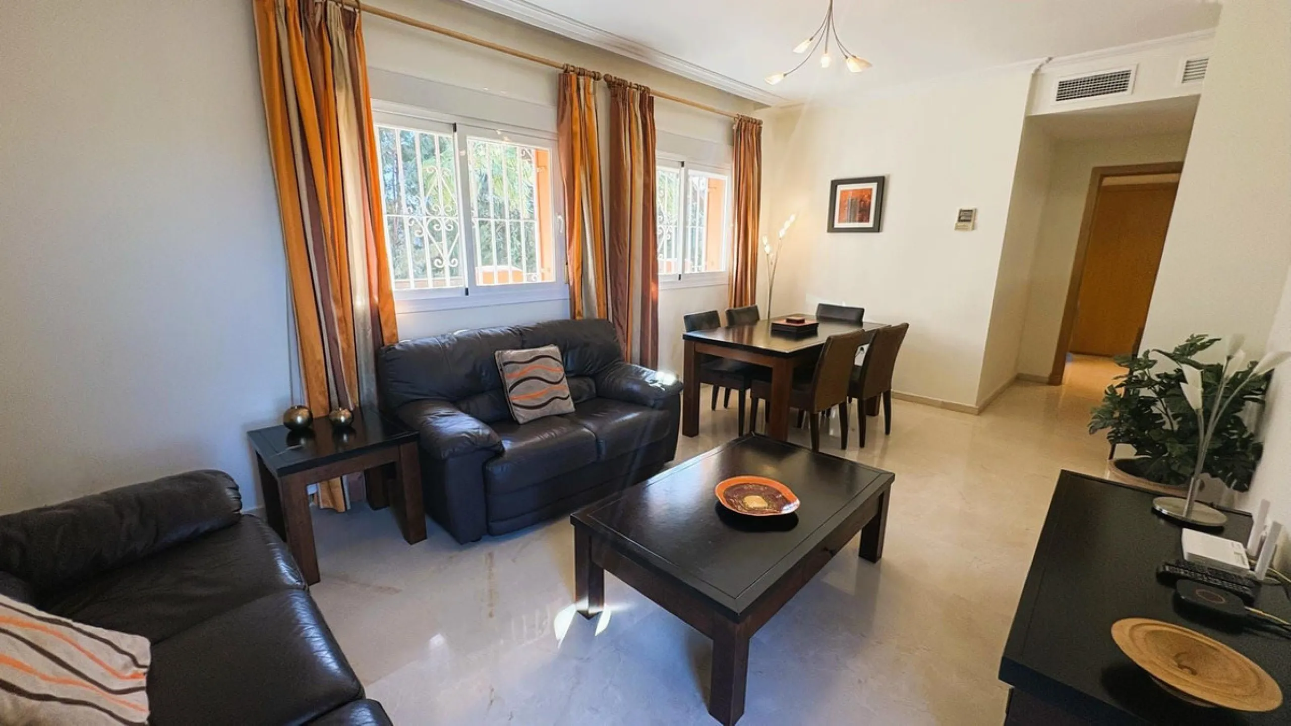 Apartment - Penthouse в продаже в Casares, Málaga. В доме 3 спален и 2 ванных комнат. Площадь дома 107 м²