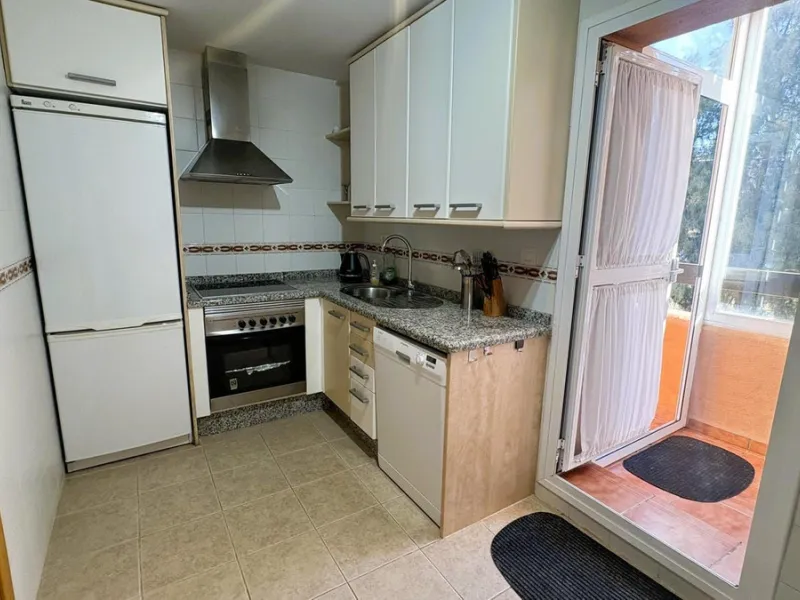 Apartment - Penthouse в продаже в Casares, Málaga. В доме 3 спален и 2 ванных комнат. Площадь дома 107 м²