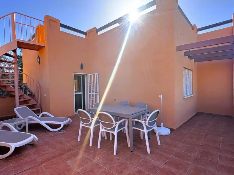 Apartment - Penthouse в продаже в Casares, Málaga. В доме 3 спален и 2 ванных комнат. Площадь дома 107 м²