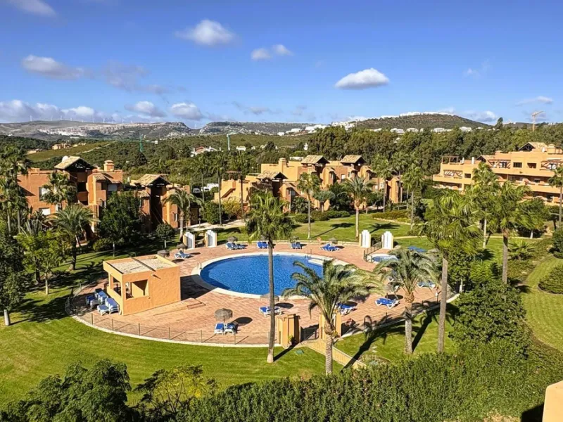 Apartment - Penthouse в продаже в Casares, Málaga. В доме 3 спален и 2 ванных комнат. Площадь дома 107 м²