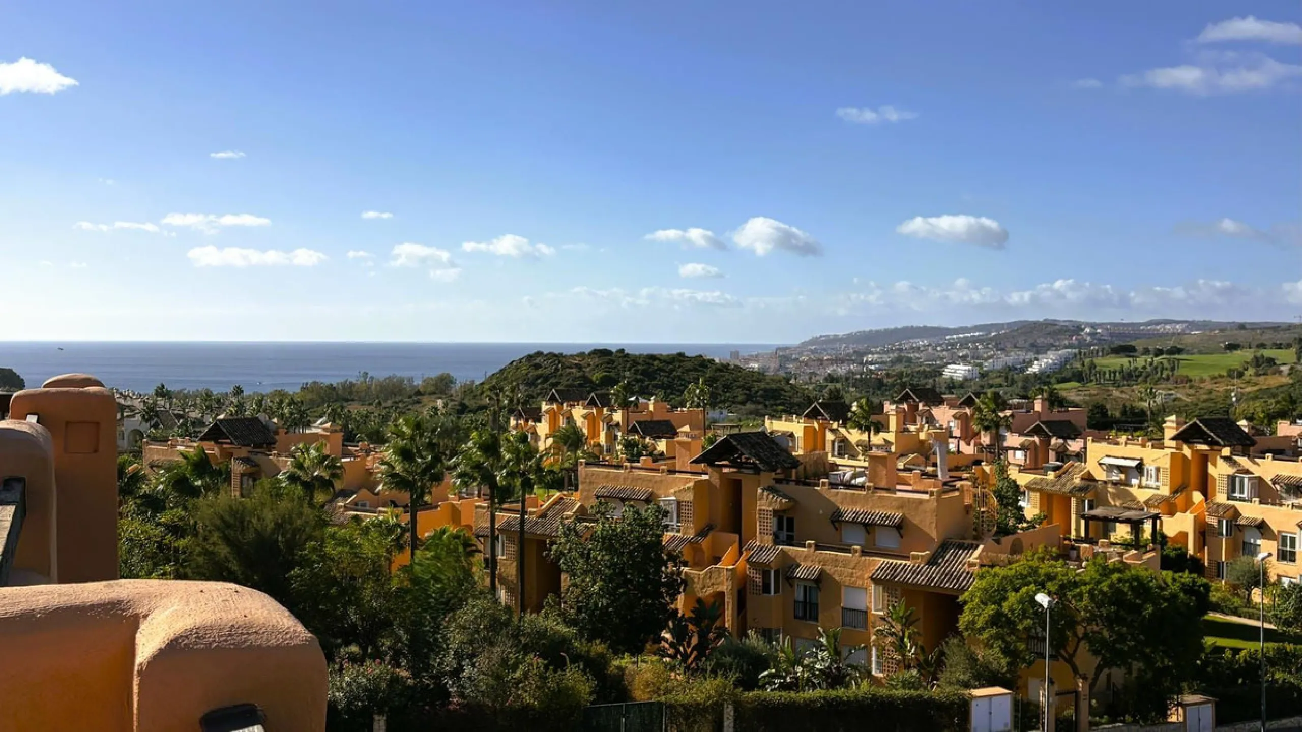 Apartment - Penthouse в продаже в Casares, Málaga. В доме 3 спален и 2 ванных комнат. Площадь дома 107 м²