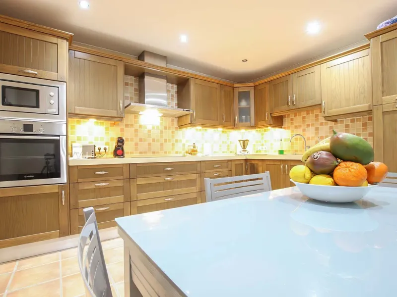 LUXURIOUS GROUND FLOOR APARTMENT FOR SALE IN PUERTO BANÚS, MARBELLA