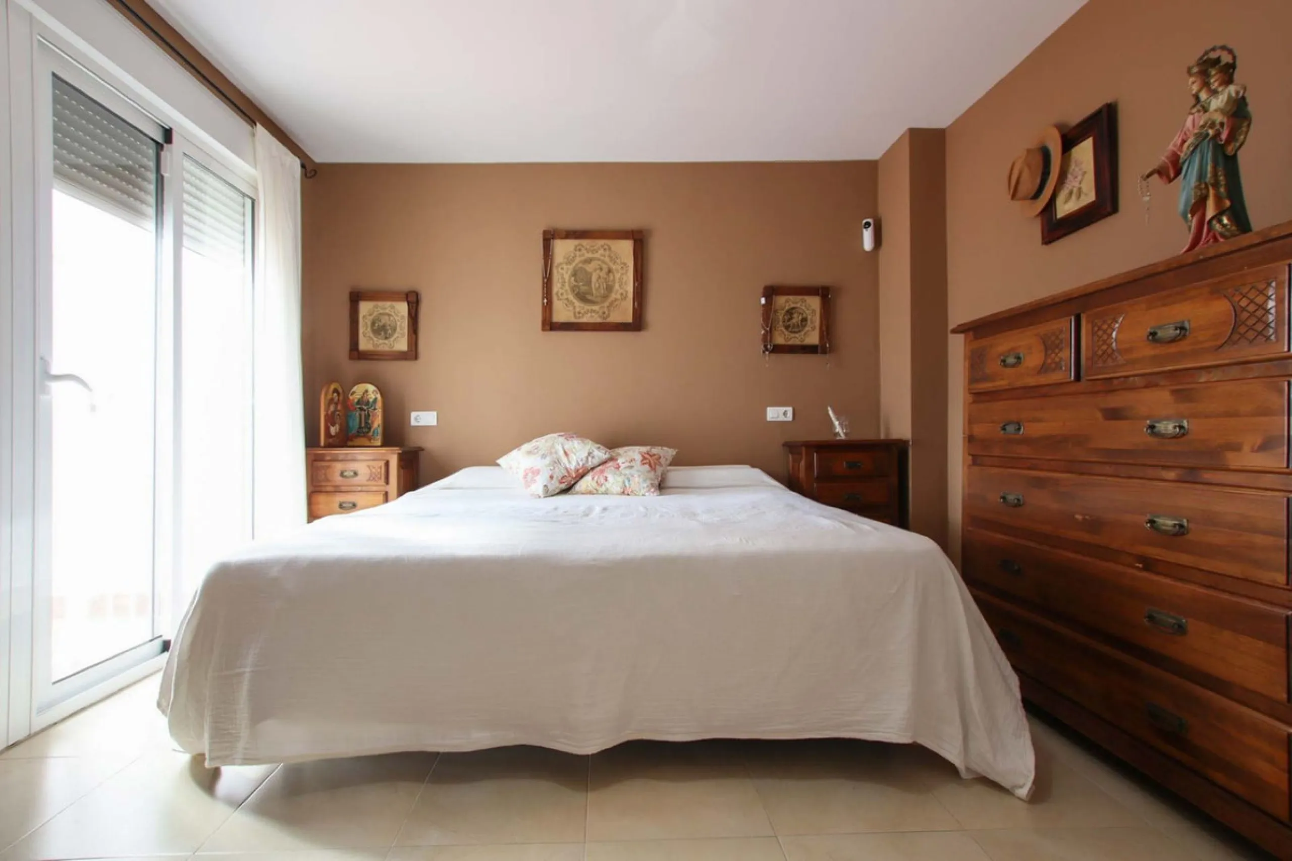 LUXURIOUS GROUND FLOOR APARTMENT FOR SALE IN PUERTO BANÚS, MARBELLA