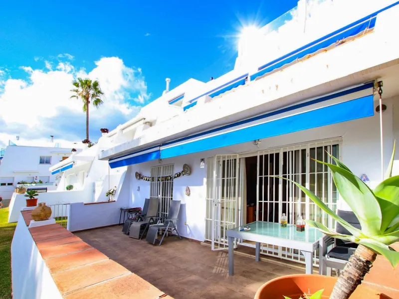 LUXURIOUS GROUND FLOOR APARTMENT FOR SALE IN PUERTO BANÚS, MARBELLA
