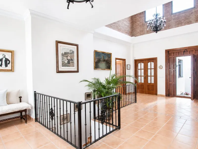 Charming Country Estate in El Padrón, Estepona — Just 5 Minutes from the Beach and Laguna Village