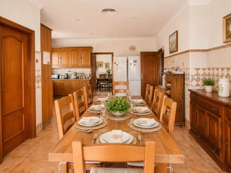 Charming Country Estate in El Padrón, Estepona — Just 5 Minutes from the Beach and Laguna Village