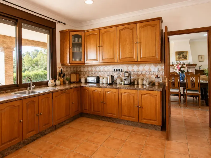 Charming Country Estate in El Padrón, Estepona — Just 5 Minutes from the Beach and Laguna Village