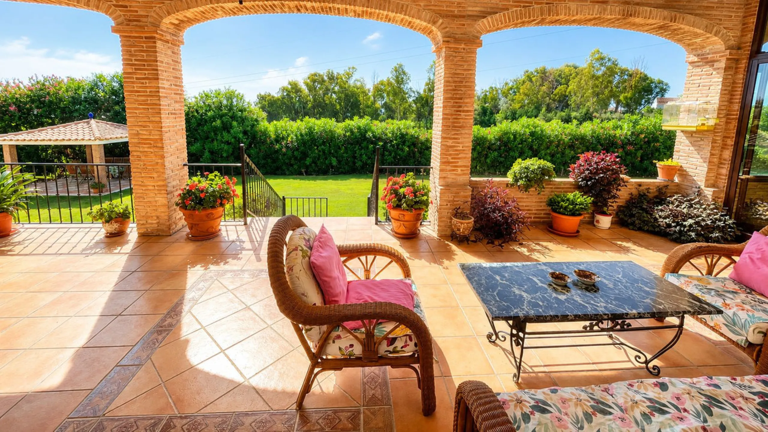 Charming Country Estate in El Padrón, Estepona — Just 5 Minutes from the Beach and Laguna Village