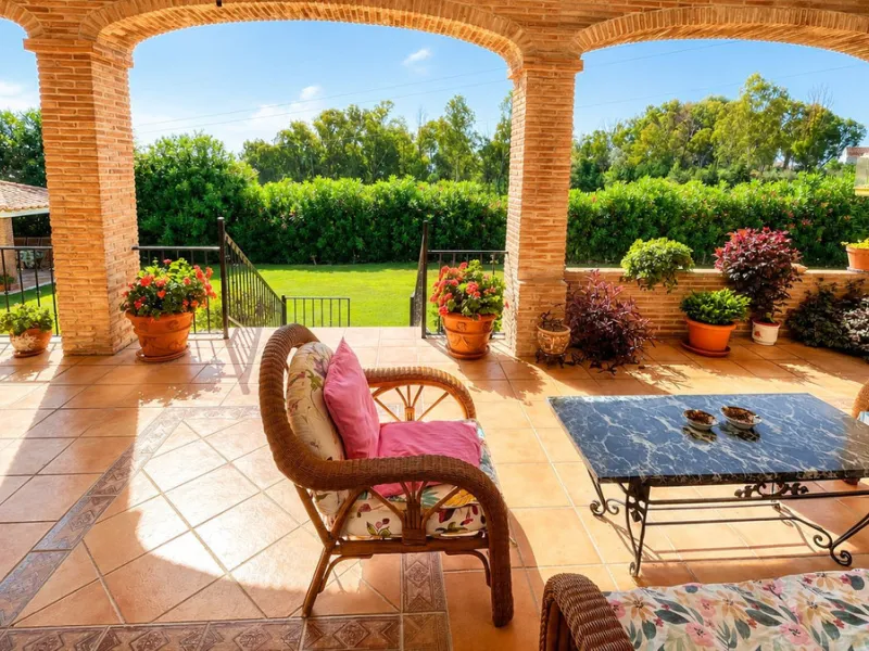 Charming Country Estate in El Padrón, Estepona — Just 5 Minutes from the Beach and Laguna Village