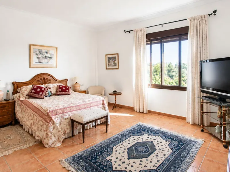 Charming Country Estate in El Padrón, Estepona — Just 5 Minutes from the Beach and Laguna Village