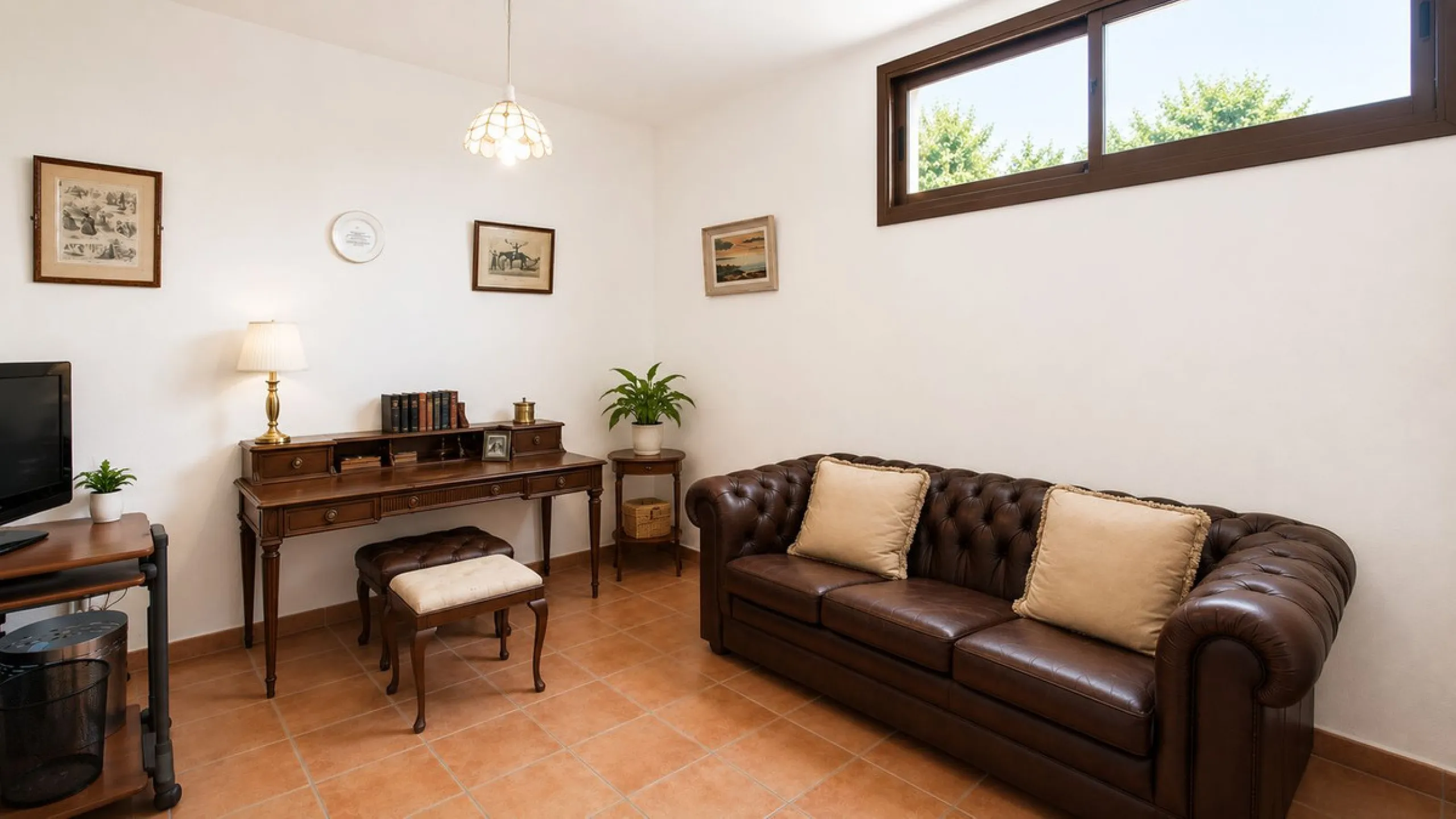 Charming Country Estate in El Padrón, Estepona — Just 5 Minutes from the Beach and Laguna Village