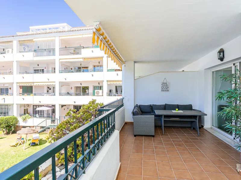 This two-bedroom apartment is situated in one of the most sought-after complexes in the area, offering an ideal blend of comfort and convenience.