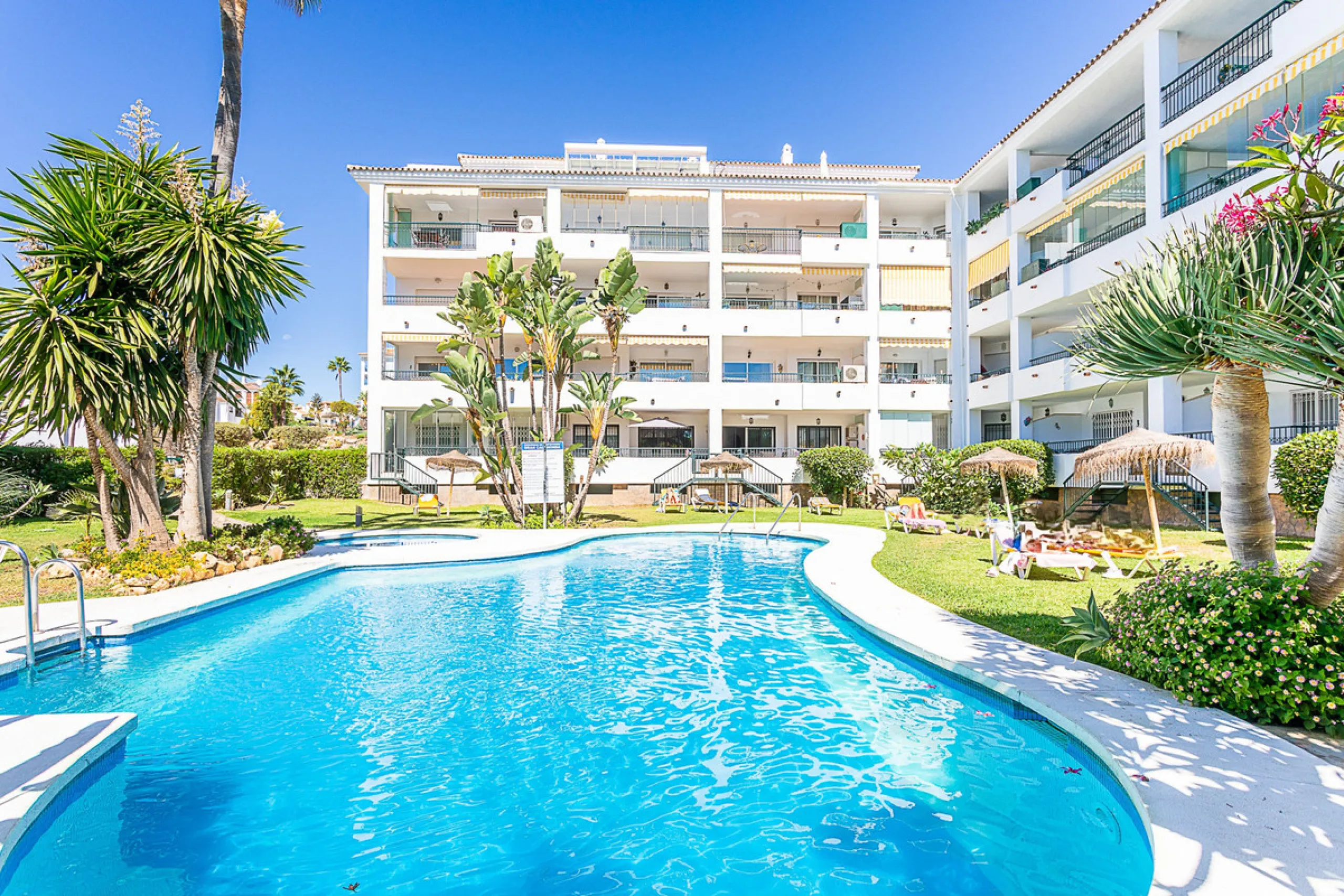 This two-bedroom apartment is situated in one of the most sought-after complexes in the area, offering an ideal blend of comfort and convenience.