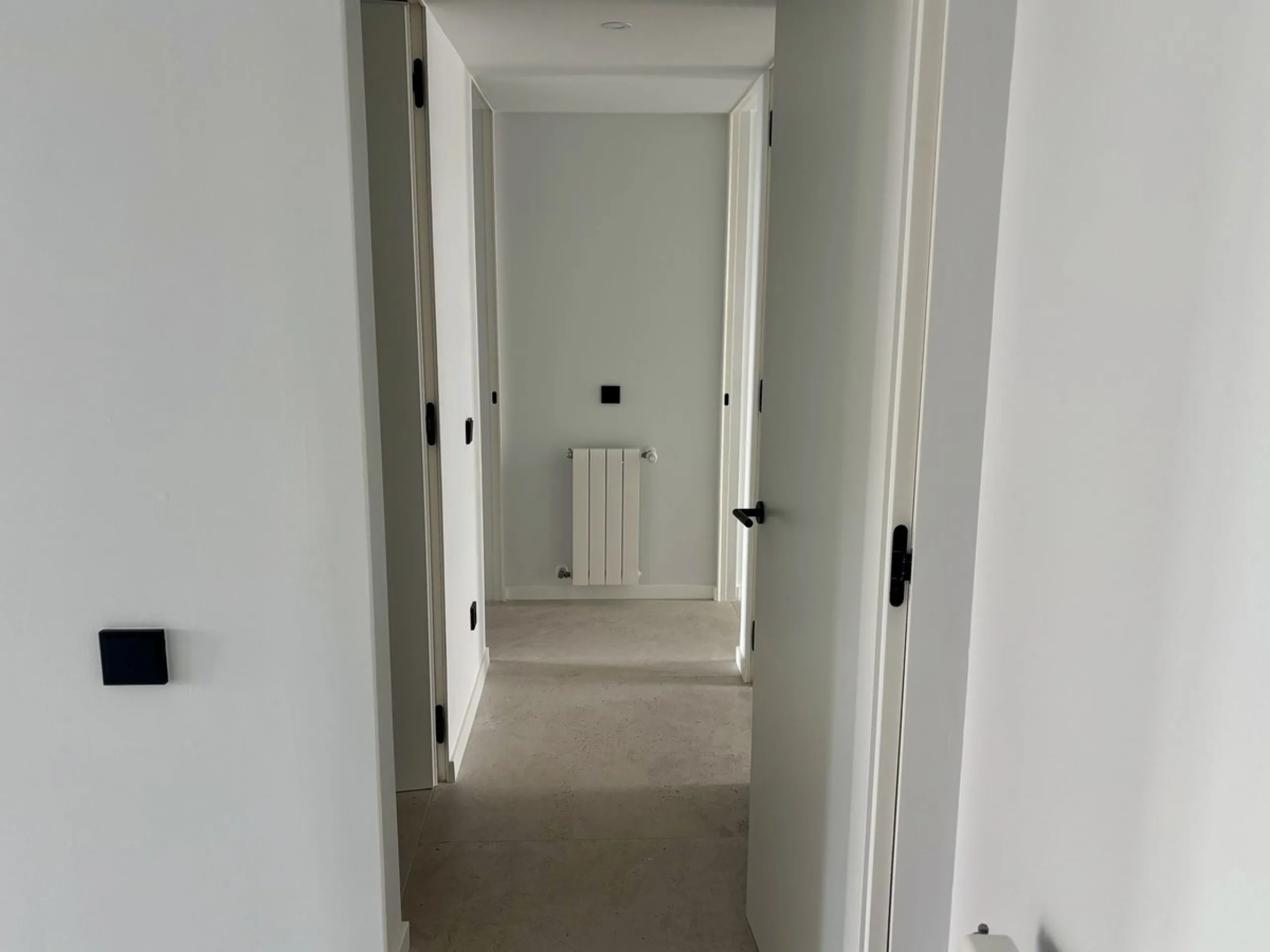 Apartment - Middle Floor Apartment в продаже в Marbella, Málaga. В доме 3 спален и 2 ванных комнат. Площадь дома 143 м²