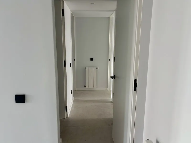 Apartment - Middle Floor Apartment в продаже в Marbella, Málaga. В доме 3 спален и 2 ванных комнат. Площадь дома 143 м²