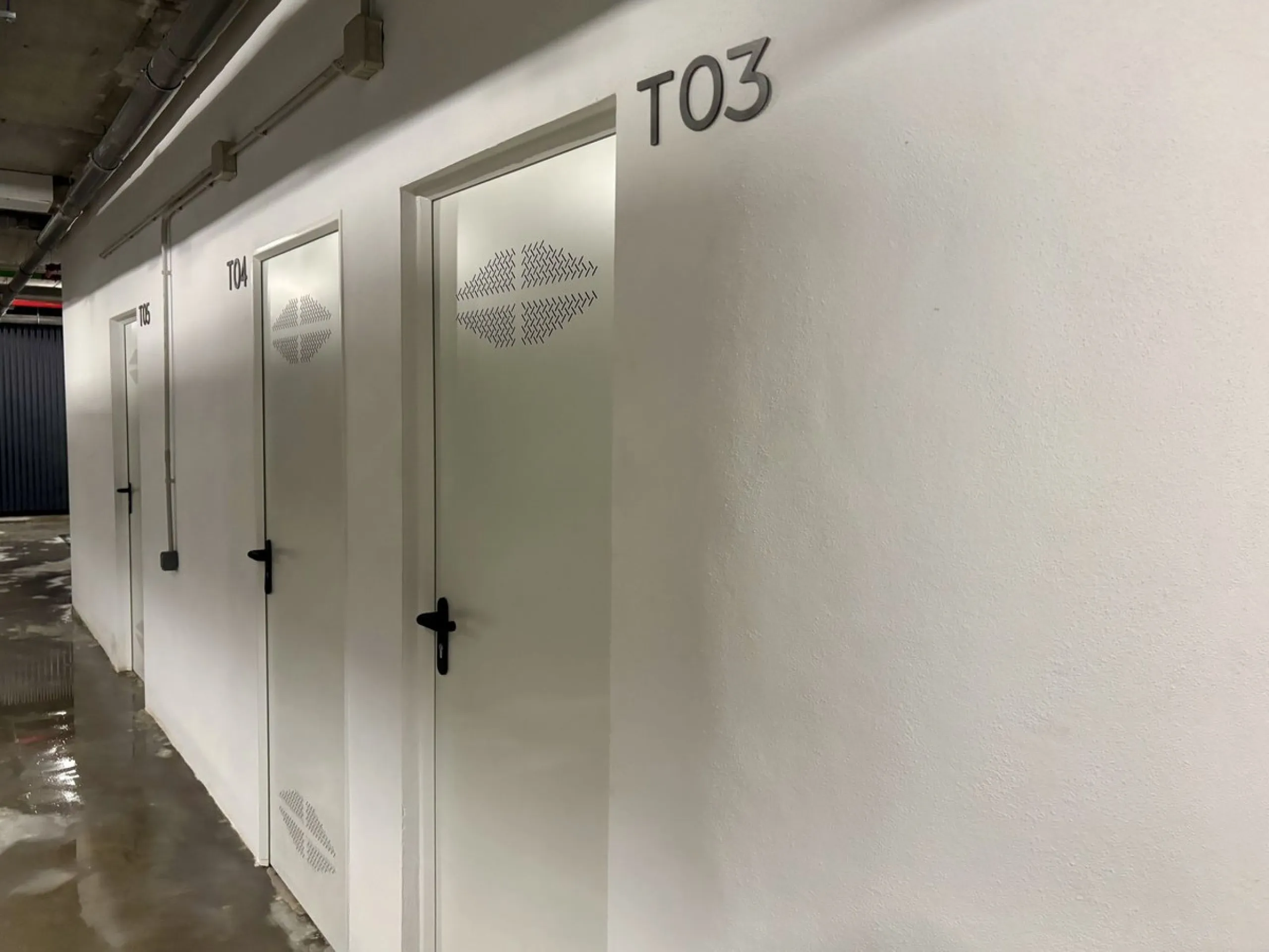 Apartment - Middle Floor Apartment в продаже в Marbella, Málaga. В доме 3 спален и 2 ванных комнат. Площадь дома 143 м²
