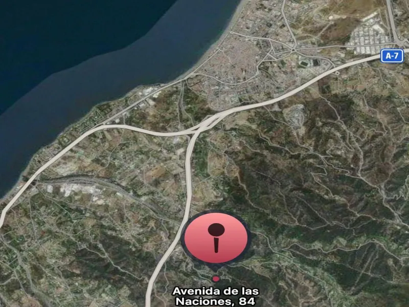A unique plot of land located in the peaceful Estepona Forest Hills urbanization, consisting of two registered plots with a total area of 1,904 m². Facing southeast, it offers panoramic views of the sea and the surrounding natural woodland. The terrain ha