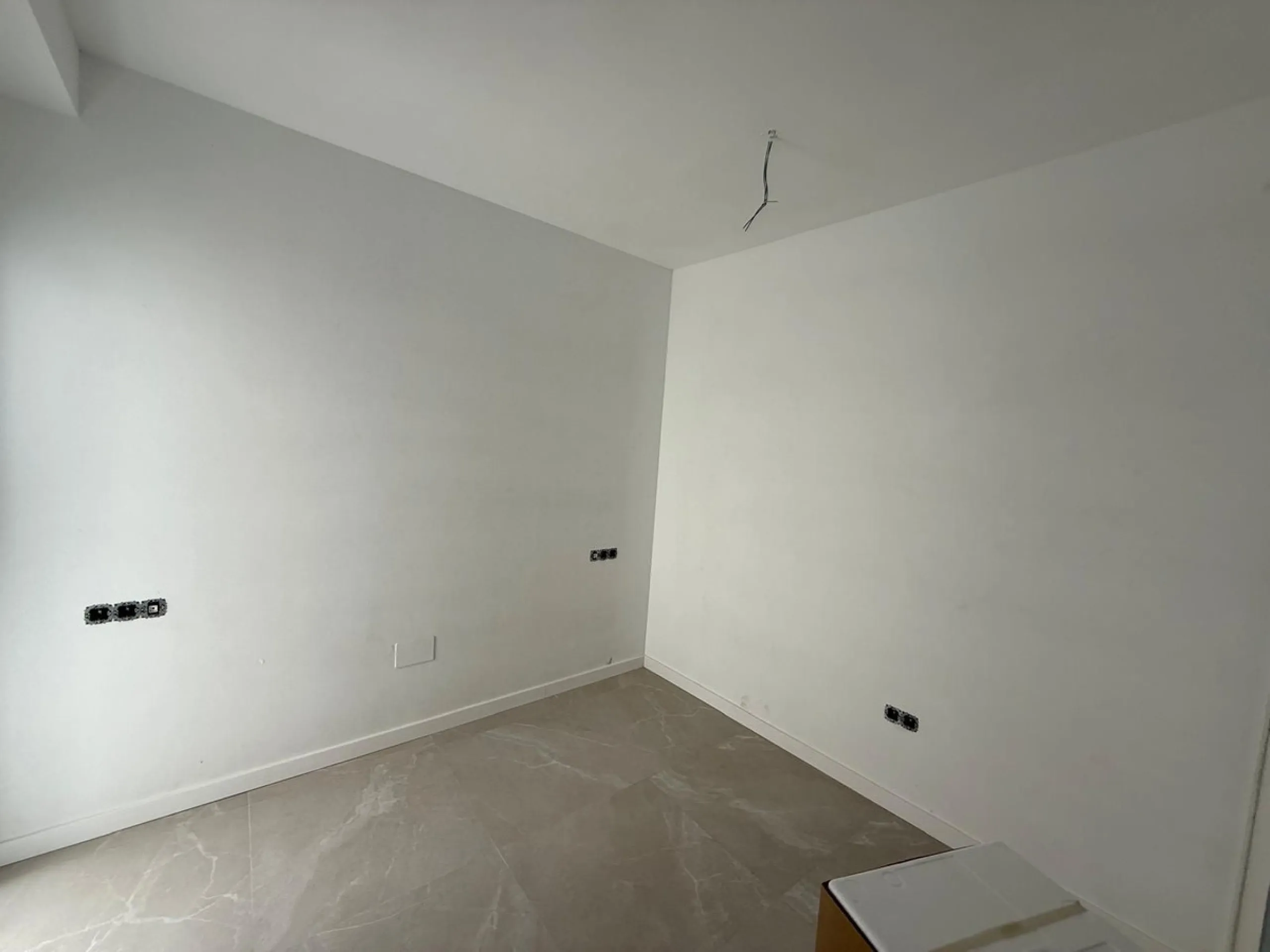 Luxury Penthouse in the Heart of Fuengirola – Steps from the Beach and Plaza de la Constitución!