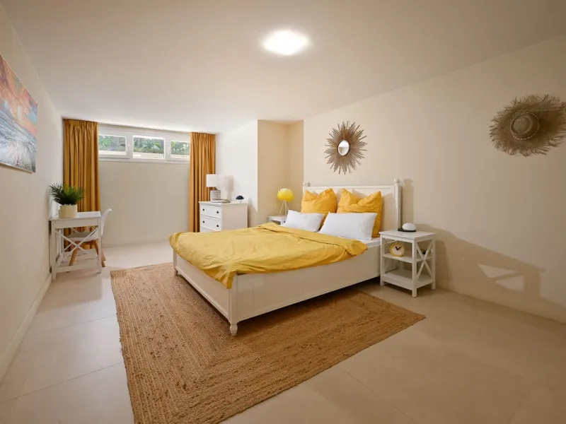 Lovely villa in Marbesa with 6 bedrooms, completely renovated in 2024.