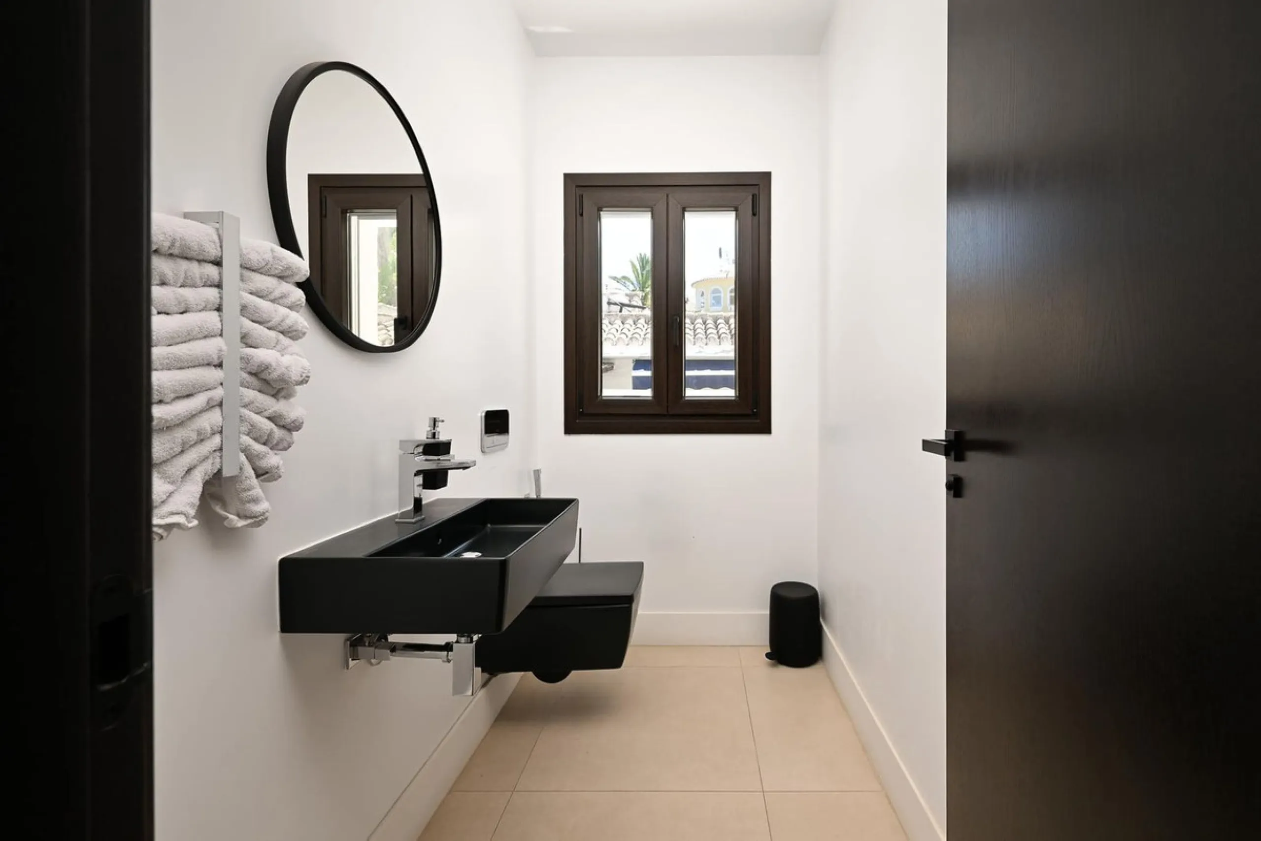 Lovely villa in Marbesa with 6 bedrooms, completely renovated in 2024.