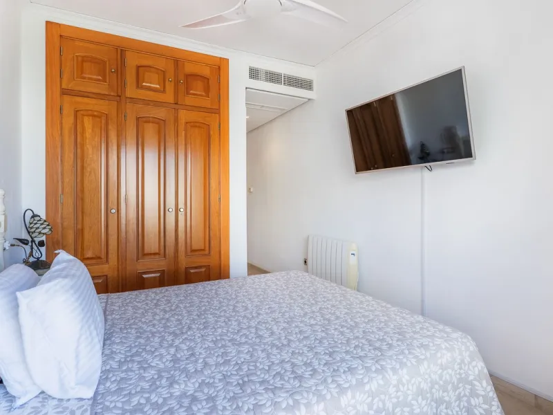 Beautiful townhouse located in the prestigious area of El Rosario, on the beachfront.