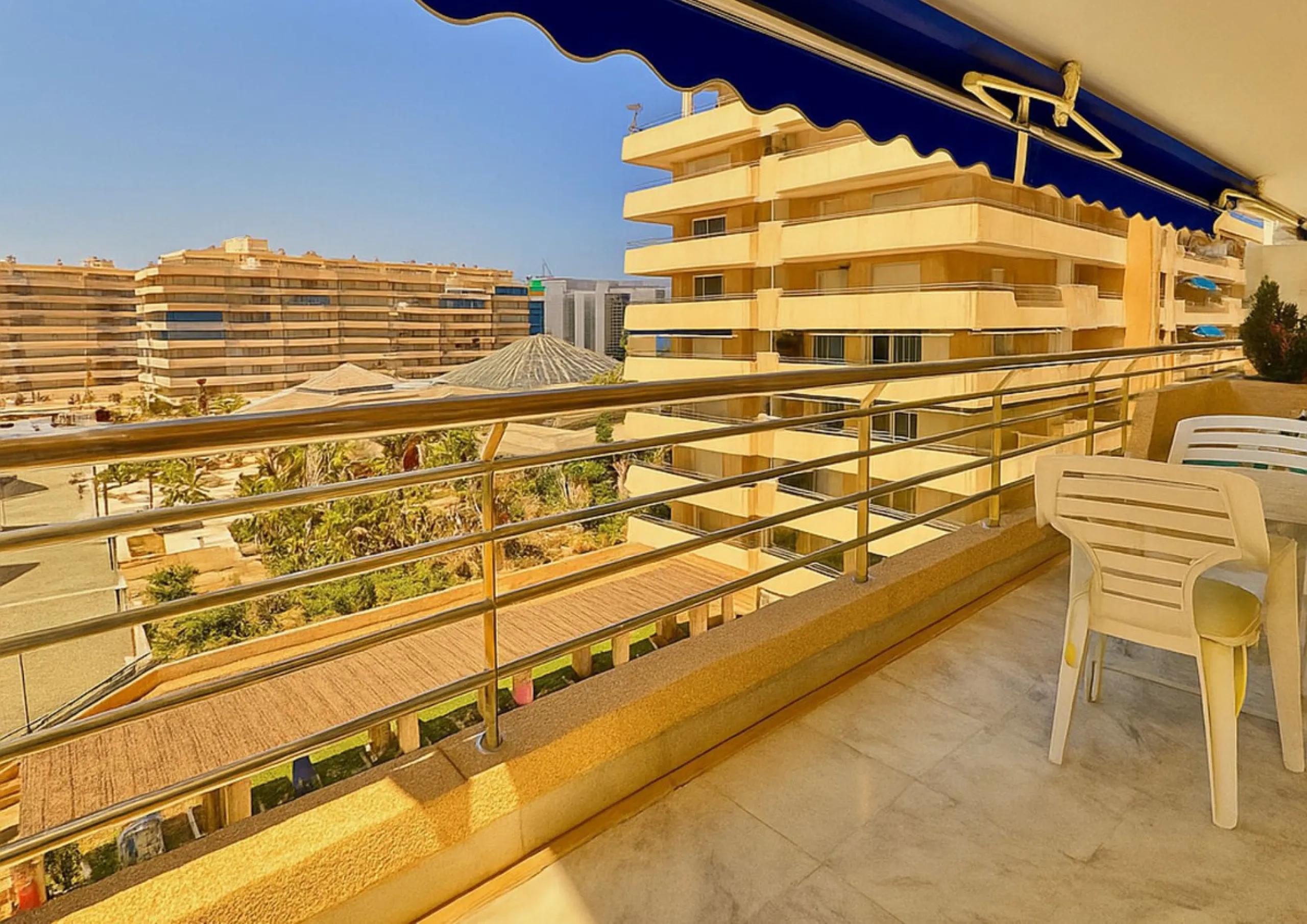 Location, Location, Location this apartment is located in the Prestigious Marina Banus building under two minutes walk from the Port of Puerto Banus and also the beach. This bright two bedroom and two bathroom apartment is located in an elevated position 