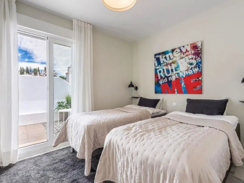 Apartment - Penthouse Duplex в продаже в Marbella, Málaga. В доме 2 спален и 2 ванных комнат. Площадь дома 95 м²