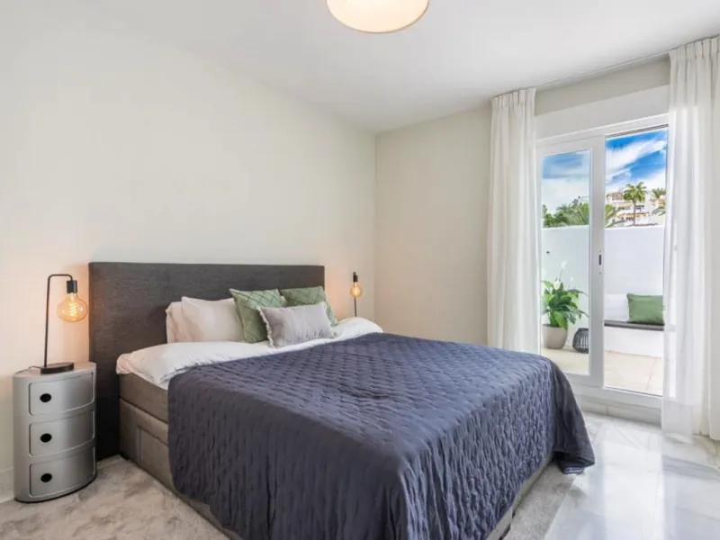 Apartment - Penthouse Duplex в продаже в Marbella, Málaga. В доме 2 спален и 2 ванных комнат. Площадь дома 95 м²